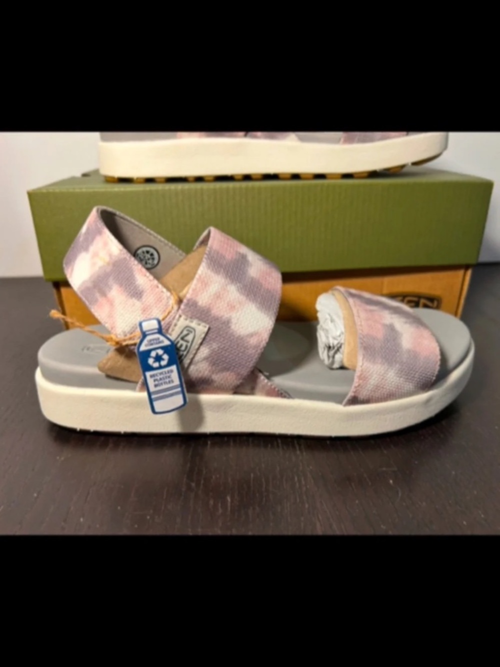 Keen Elle Backstrap Sandals Fawn Tie-Dye/Star White Womens Size 7